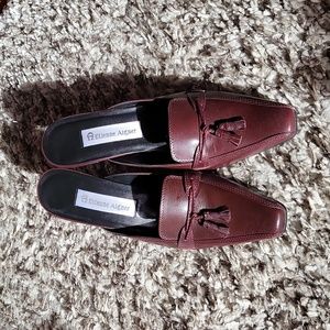 Etienne Aigner All Leather Upper  Patrician 7M EUC Mules